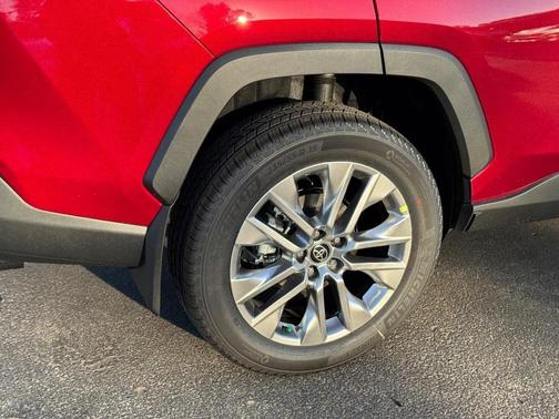 2025 Toyota RAV4 Limited