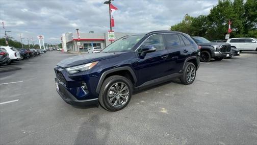 2023 Toyota RAV4 Hybrid XLE Premium