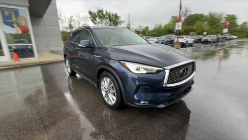 2022 INFINITI QX50 LUXE AWD