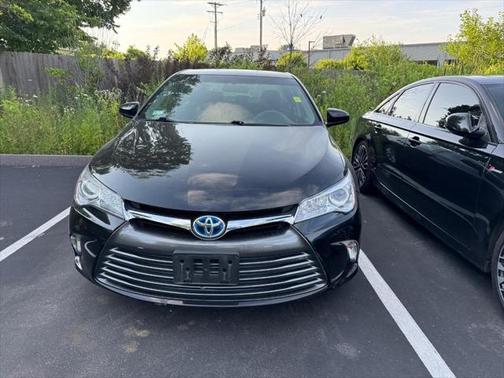 2017 Toyota Camry Hybrid LE