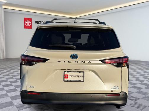 2021 Toyota Sienna XLE 7 Passenger