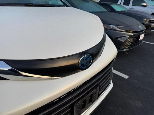 2021 Toyota Sienna XLE 7 Passenger