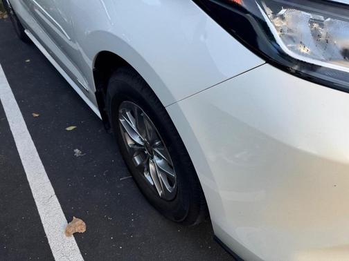 2021 Toyota Sienna XLE 7 Passenger