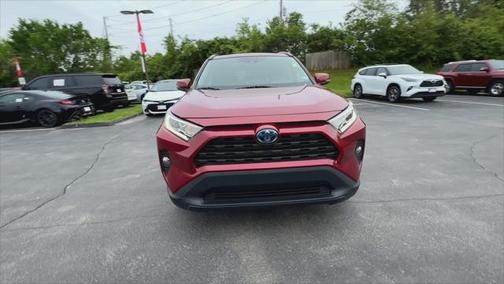 2019 Toyota RAV4 Hybrid XLE