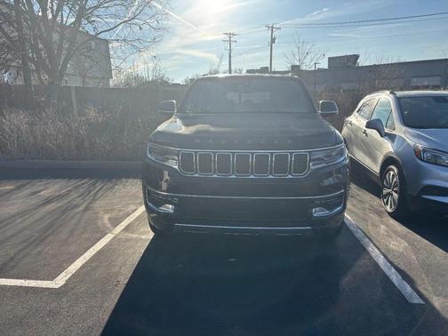 2024 Jeep Wagoneer L Series III 4x4