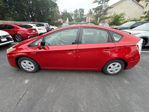Barcelona Red Metallic 2010 Toyota Prius III