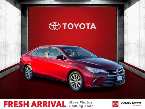 2017 Toyota Camry Hybrid XLE