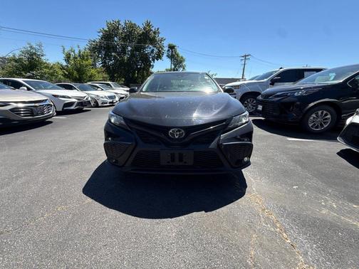 Midnight Black Metallic 2024 Toyota Camry SE