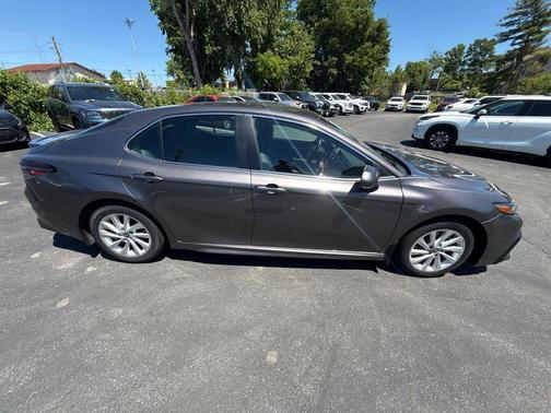 Predawn Gray Mica 2023 Toyota Camry SE