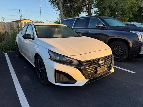 2024 Nissan Altima SR FWD