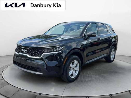 2022 Kia Sorento LX