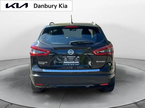 2020 Nissan Rogue Sport SV