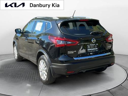 2020 Nissan Rogue Sport SV