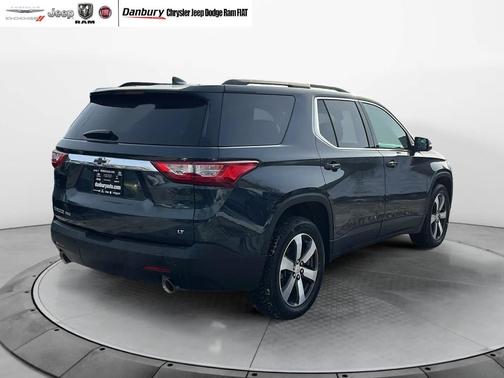 2021 Chevrolet Traverse LT Leather