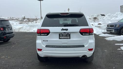 2022 Jeep Grand Cherokee WK Laredo