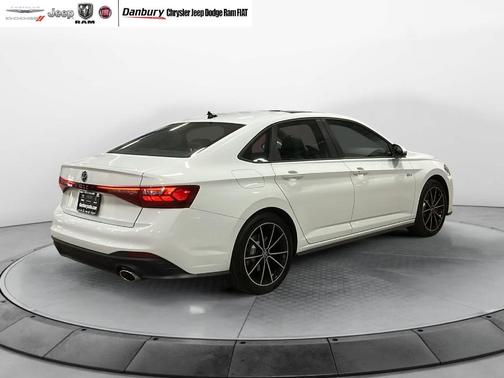 2025 Volkswagen Jetta GLI 2.0T Autobahn