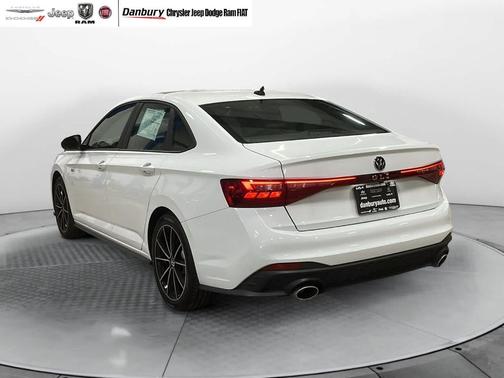 2025 Volkswagen Jetta GLI 2.0T Autobahn