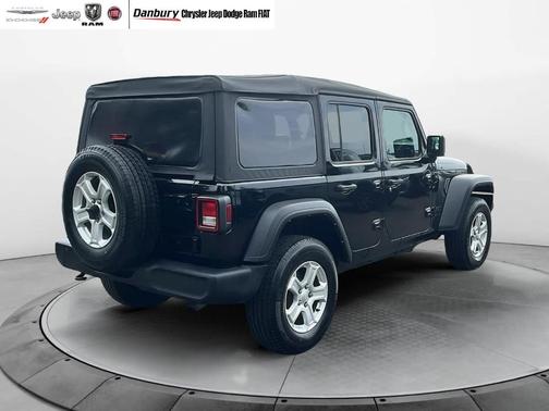 2022 Jeep Wrangler Unlimited Sport