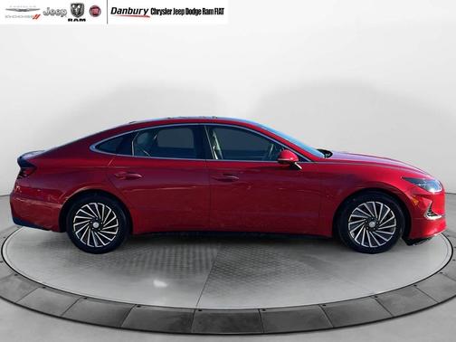 2021 Hyundai SONATA Hybrid Limited