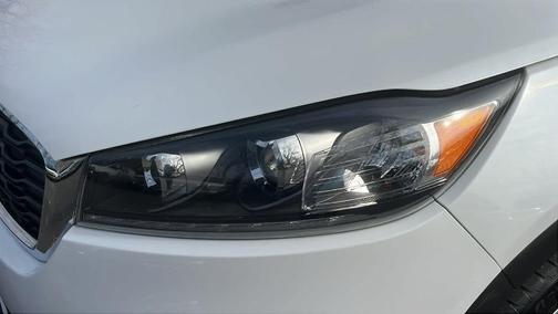 2019 Kia Sorento LX V6