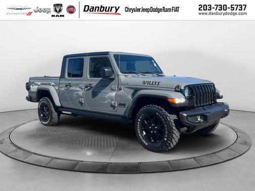 2022 Jeep Gladiator Sport