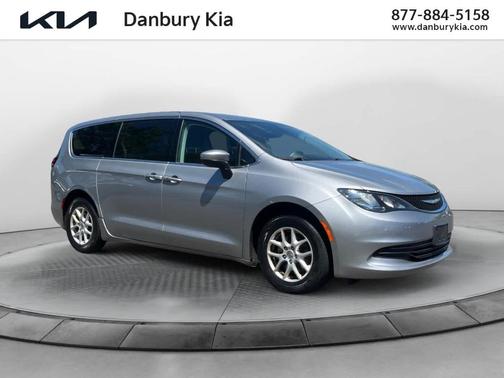 2017 Chrysler Pacifica Touring
