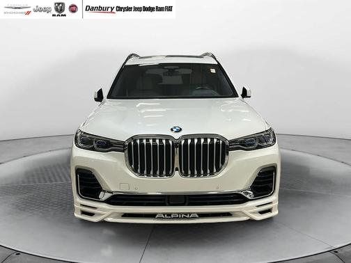 2022 BMW X7 M50i