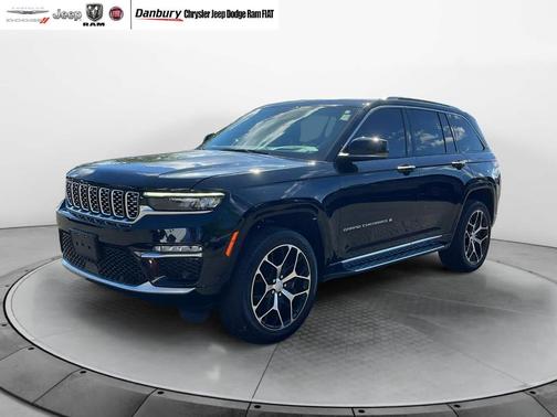 2022 Jeep Grand Cherokee Summit