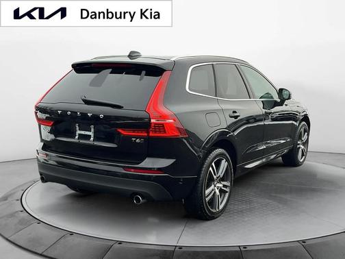 2019 Volvo XC60 T6 Momentum