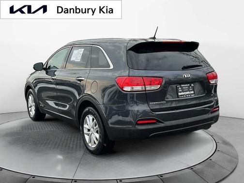 2018 Kia Sorento LX