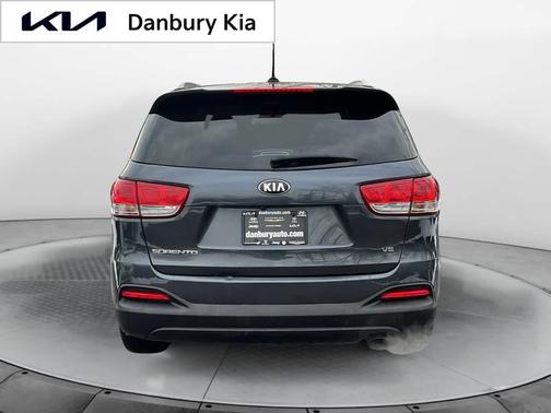2018 Kia Sorento LX