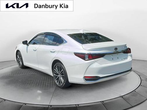 2023 Lexus ES 250 