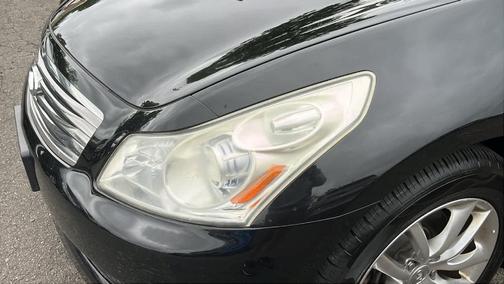 2009 INFINITI G37x Base