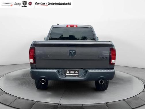 2021 RAM 1500 Classic SLT