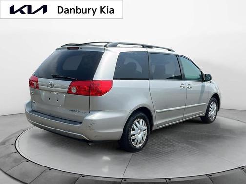 2008 Toyota Sienna LE