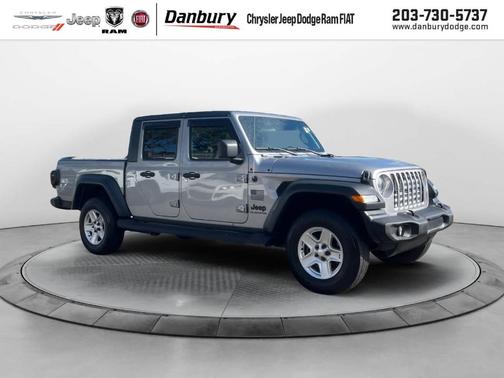 2020 Jeep Gladiator Sport