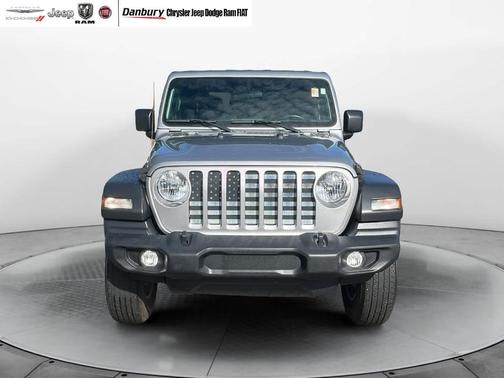 2020 Jeep Gladiator Sport