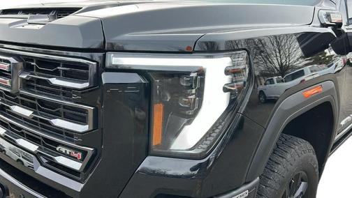 2024 GMC Sierra 2500 AT4