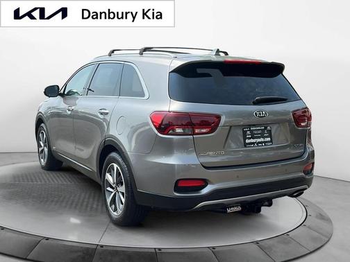 2019 Kia Sorento EX V6
