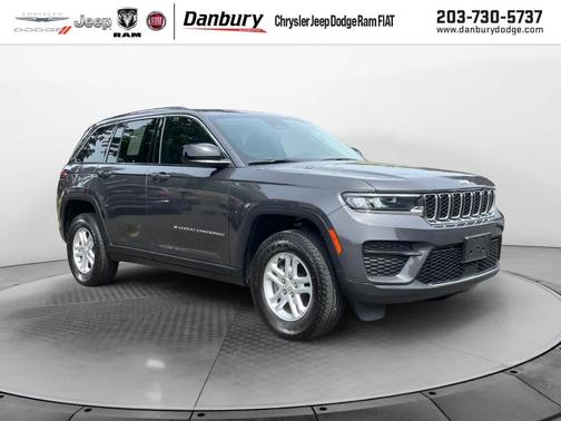 2023 Jeep Grand Cherokee Laredo