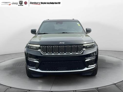 2022 Jeep Grand Cherokee Summit