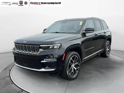 2022 Jeep Grand Cherokee Summit