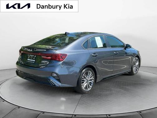 2022 Kia Forte GT-Line