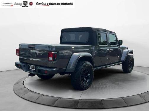 2021 Jeep Gladiator Sport