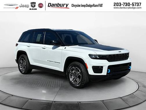 2022 Jeep Grand Cherokee 4xe Trailhawk