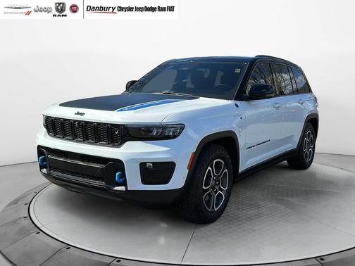 2022 Jeep Grand Cherokee 4xe Trailhawk