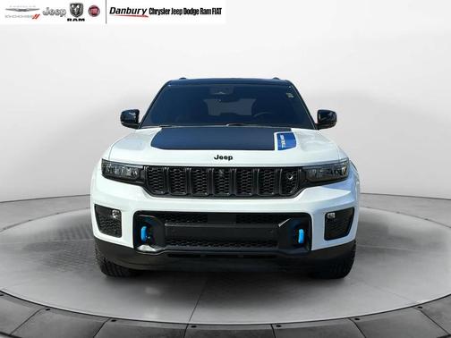 2022 Jeep Grand Cherokee 4xe Trailhawk