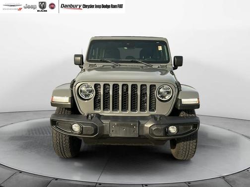 2022 Jeep Wrangler Unlimited Sahara Altitude