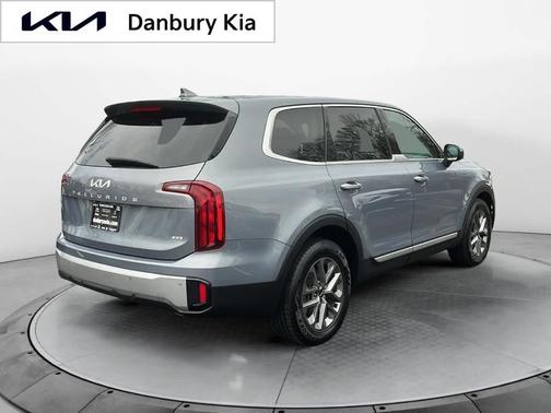 2023 Kia Telluride LX