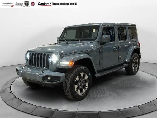 2021 Jeep Wrangler Unlimited Sahara Altitude